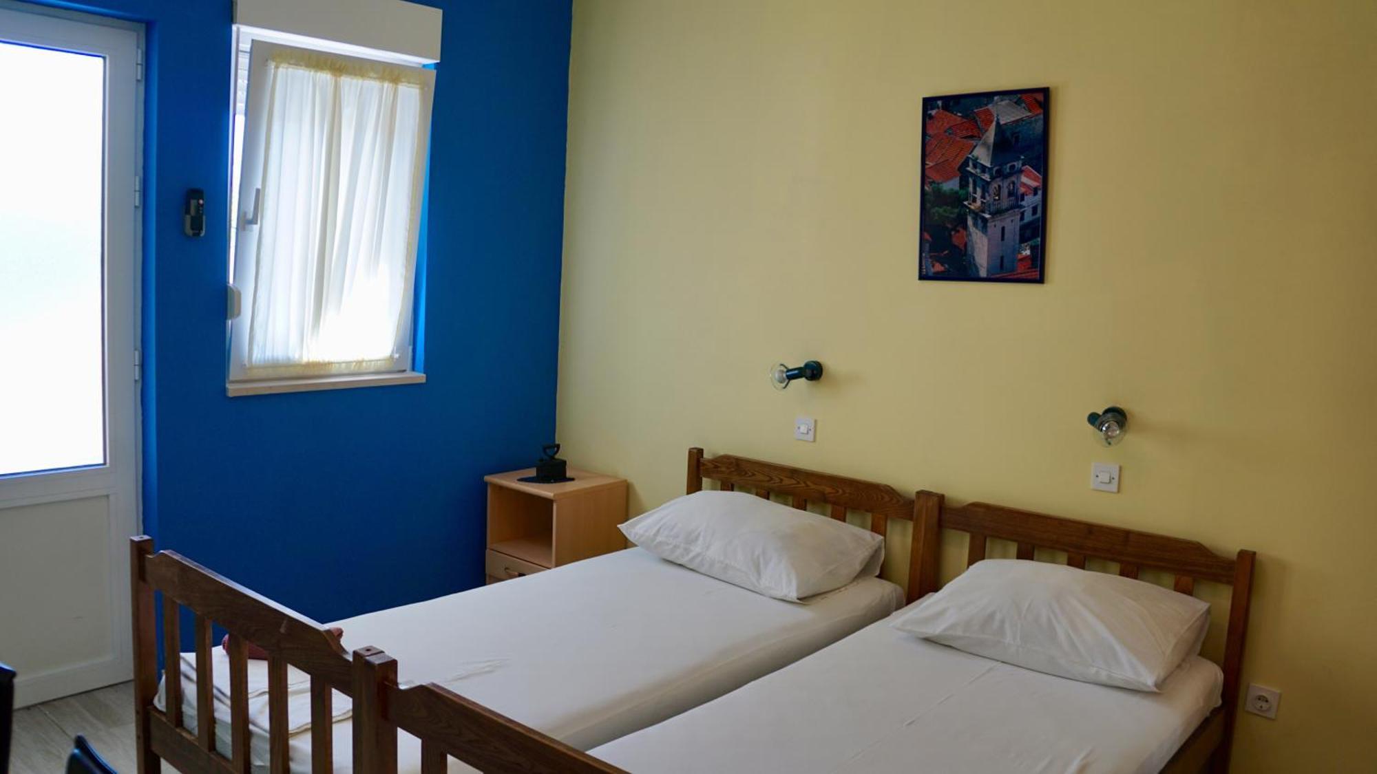 Apartments Niksa Kastelan 奥米什 外观 照片