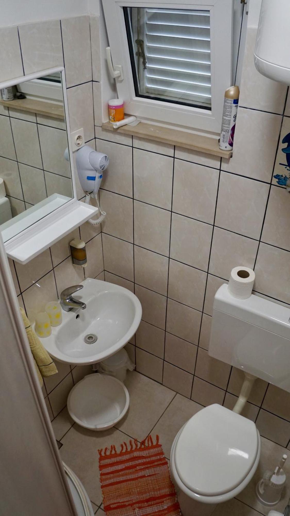 Apartments Niksa Kastelan 奥米什 外观 照片